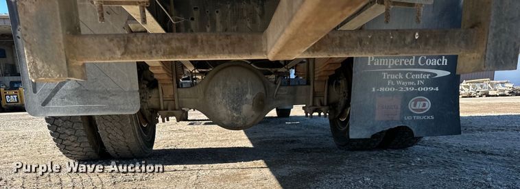 image for item DV5753 2005 GMC C6500 box truck