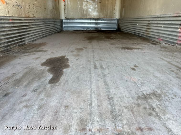 image for item DV5753 2005 GMC C6500 box truck