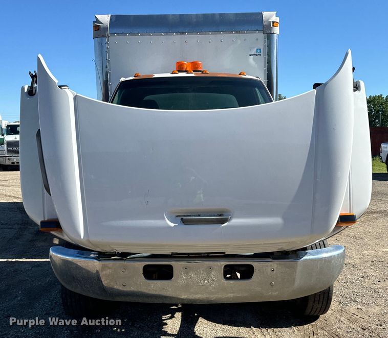 image for item DV5753 2005 GMC C6500 box truck