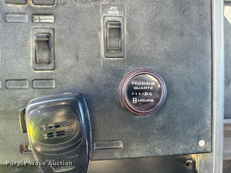 image for item DV5754 2000 Mack  CH612 