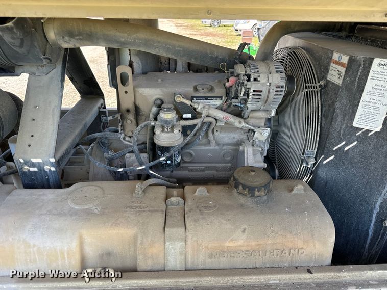 image for item DV5759 2012 Doosan P185WJD-T4I air compressor