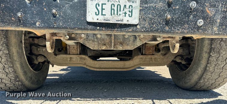 image for item DV5760 1999 Mack  RD690S dump truck