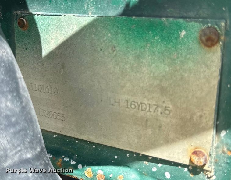 image for item DV5761 1998 Mack  RD690S dump truck