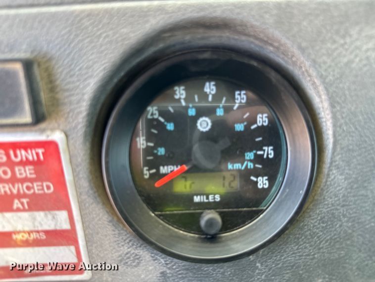 image for item DV5761 1998 Mack  RD690S dump truck