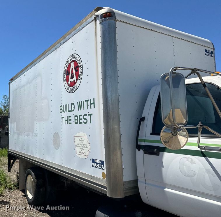 image for item DV5762 1995 GMC  TopKick  box truck