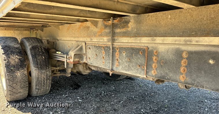 image for item DV5762 1995 GMC  TopKick  box truck