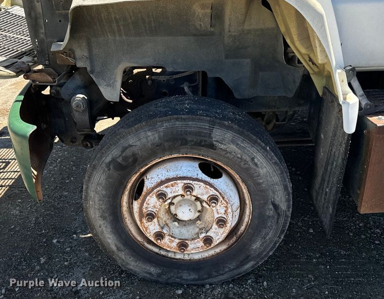 image for item DV5762 1995 GMC  TopKick  box truck