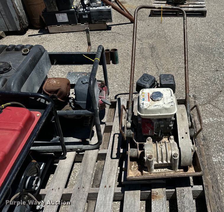 image for item DV5767 Tools