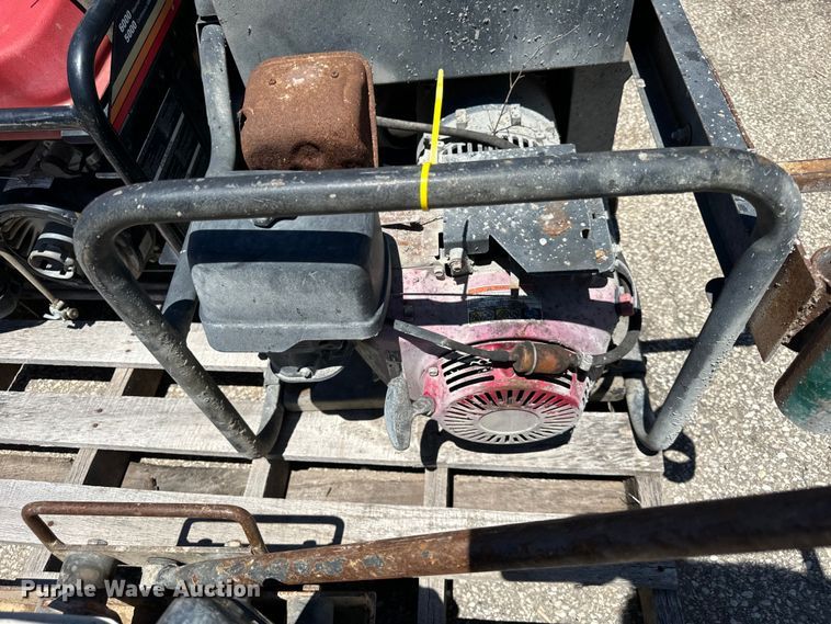 image for item DV5767 Tools