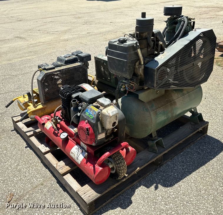 image for item DV5768 (4) air compressors