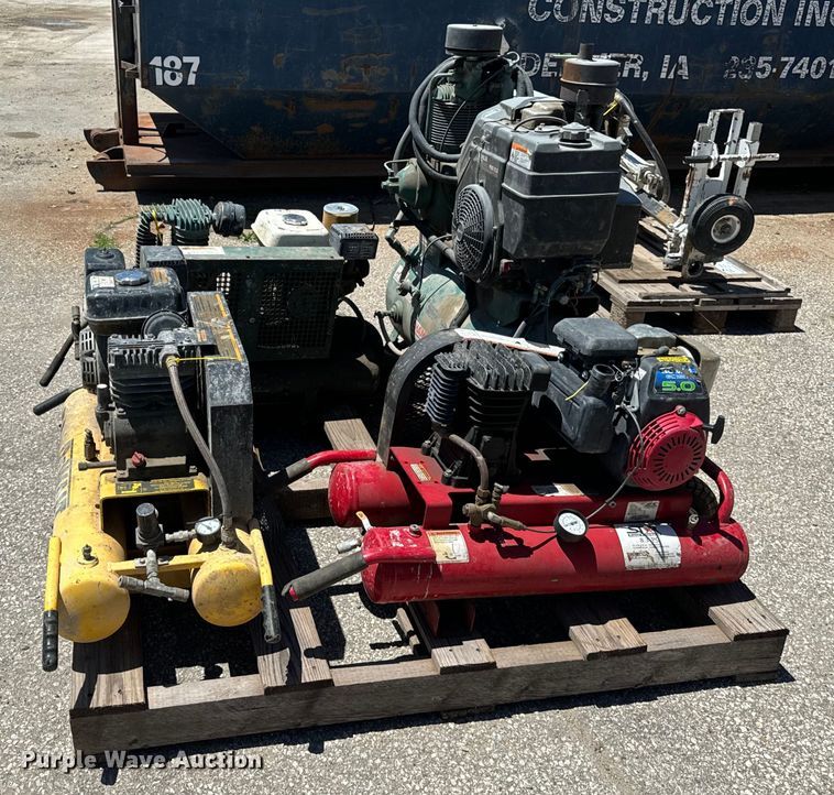 image for item DV5768 (4) air compressors