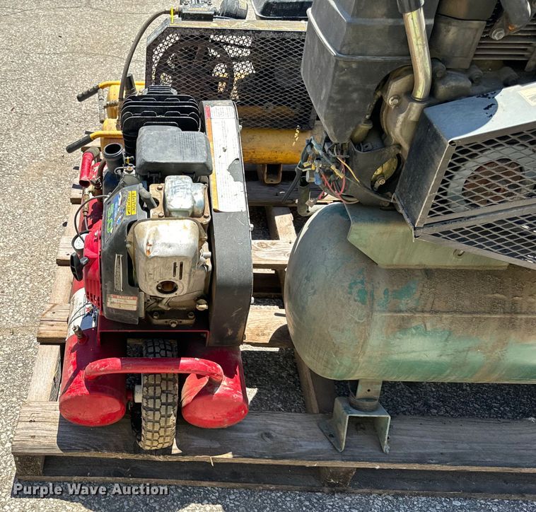 image for item DV5768 (4) air compressors