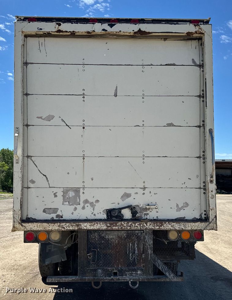 image for item DV5771 1996 Freightliner  FL70 box truck