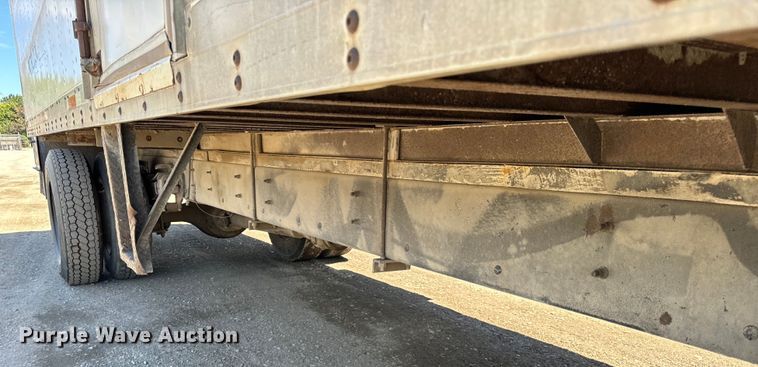 image for item DV5771 1996 Freightliner  FL70 box truck