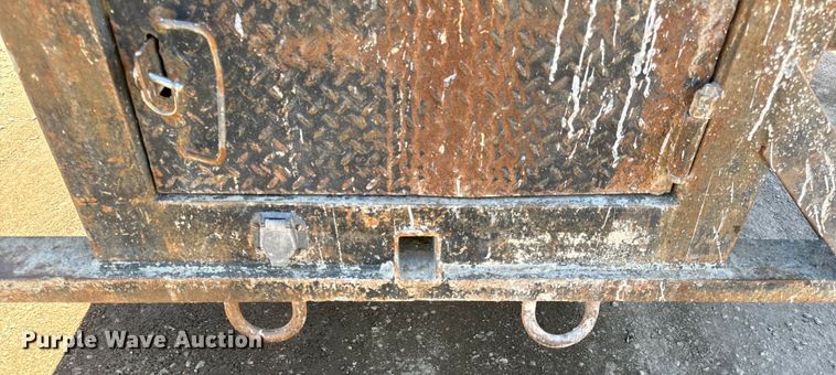 image for item DV5771 1996 Freightliner  FL70 box truck