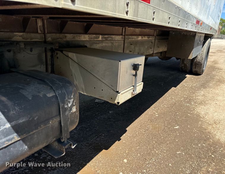 image for item DV5771 1996 Freightliner  FL70 box truck