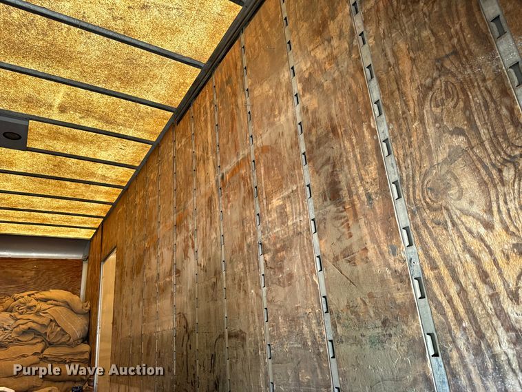 image for item DV5771 1996 Freightliner  FL70 box truck