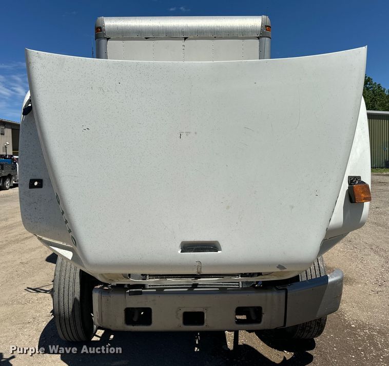 image for item DV5771 1996 Freightliner  FL70 box truck