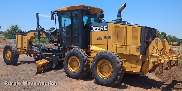 image for item DW5018 2012 John Deere 672G motor grader