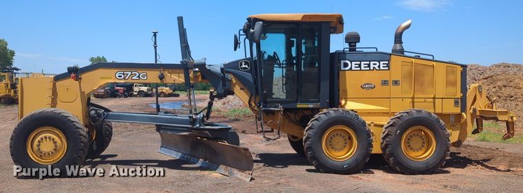 image for item DW5018 2012 John Deere 672G motor grader