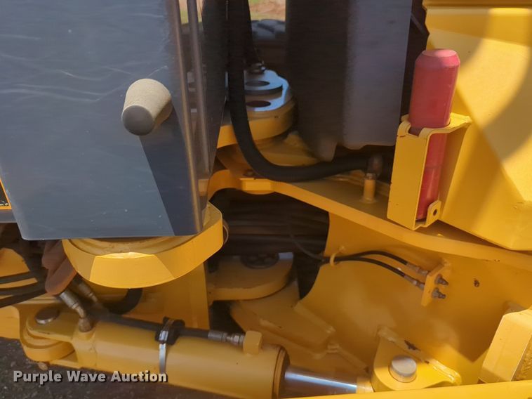 image for item DW5018 2012 John Deere 672G motor grader