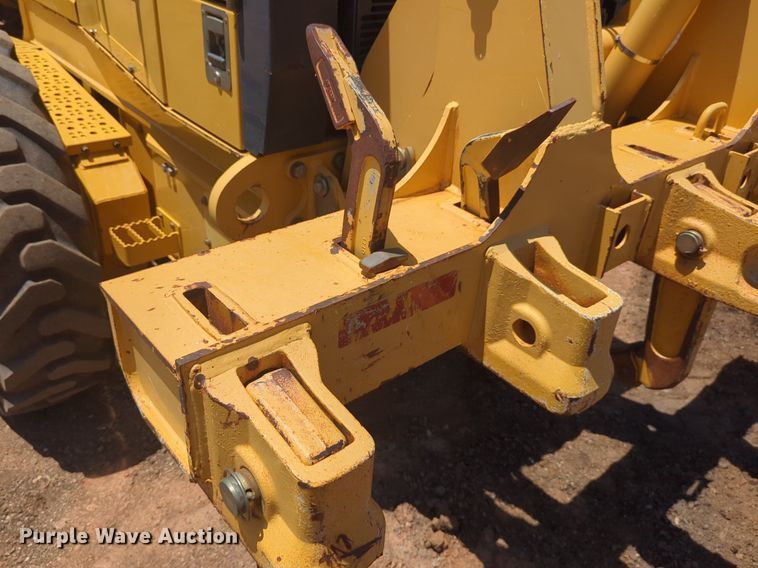 image for item DW5018 2012 John Deere 672G motor grader