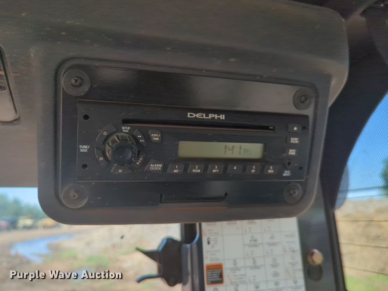 image for item DW5018 2012 John Deere 672G motor grader