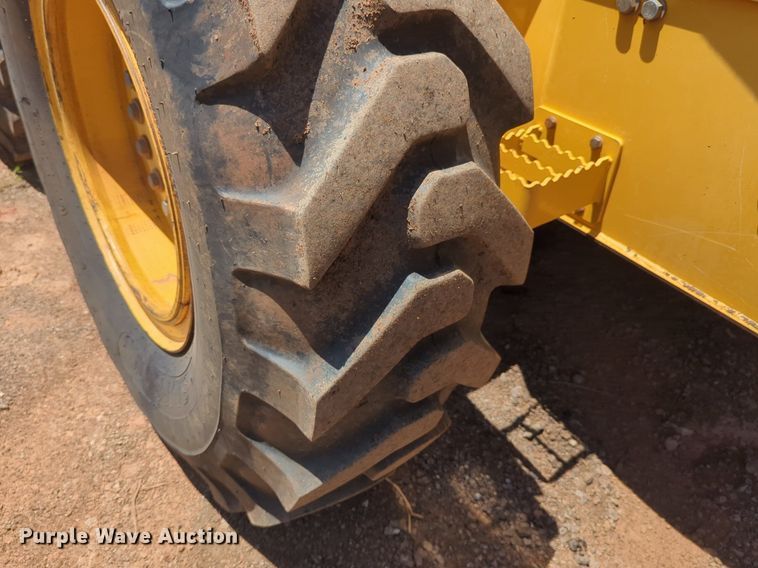 image for item DW5018 2012 John Deere 672G motor grader