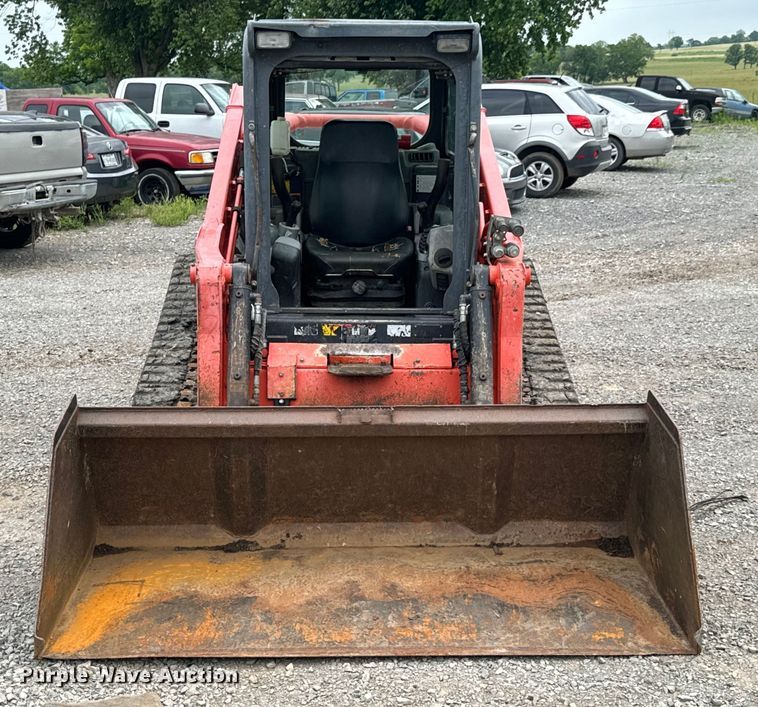 image for item DX0631 2013 Kubota SVL90-2 tracked skid steer loader