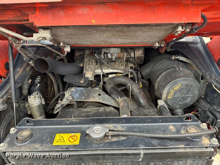 image for item DX0631 2013 Kubota SVL90-2 tracked skid steer loader