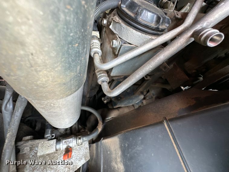 image for item DX0631 2013 Kubota SVL90-2 tracked skid steer loader