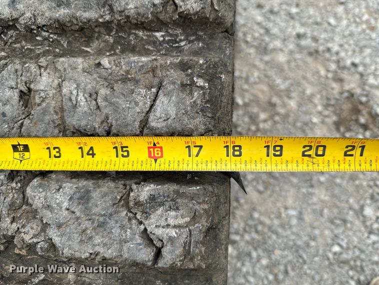 image for item DX0631 2013 Kubota SVL90-2 tracked skid steer loader