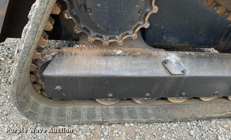 image for item DX0631 2013 Kubota SVL90-2 tracked skid steer loader