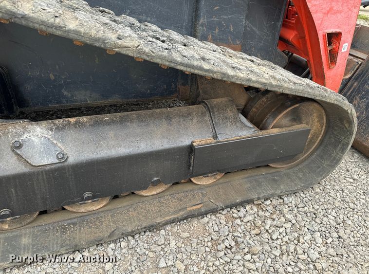 image for item DX0631 2013 Kubota SVL90-2 tracked skid steer loader