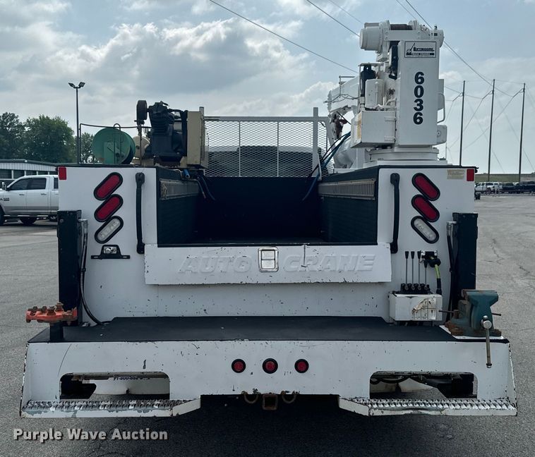 image for item DX0633 2017 Ford F450 Super Duty XL utility / service truck