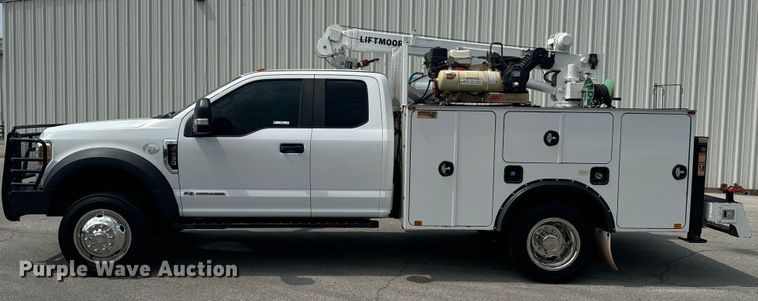 image for item DX0633 2017 Ford F450 Super Duty XL utility / service truck