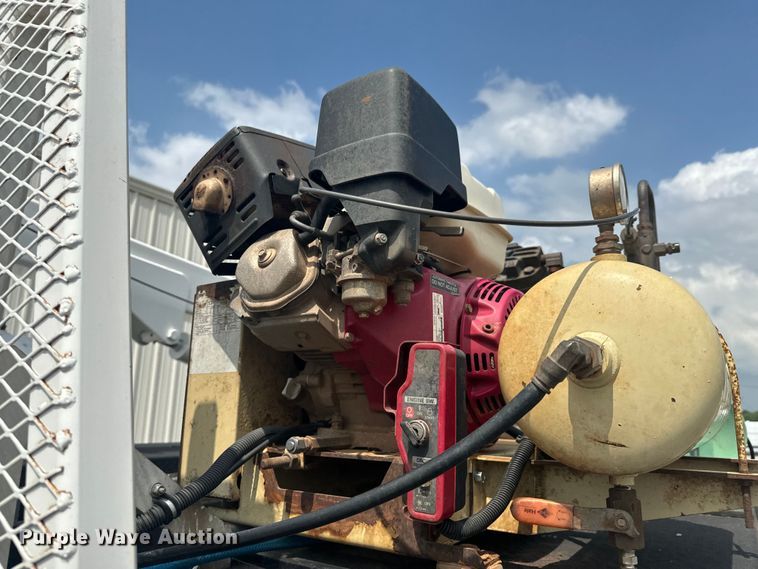 image for item DX0633 2017 Ford F450 Super Duty XL utility / service truck