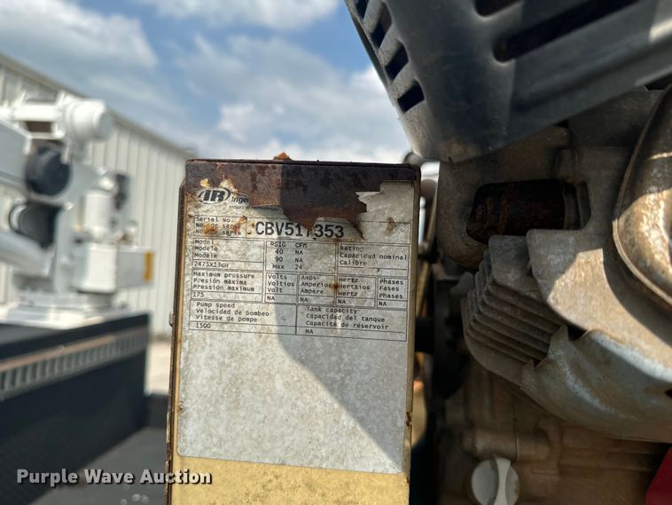 image for item DX0633 2017 Ford F450 Super Duty XL utility / service truck