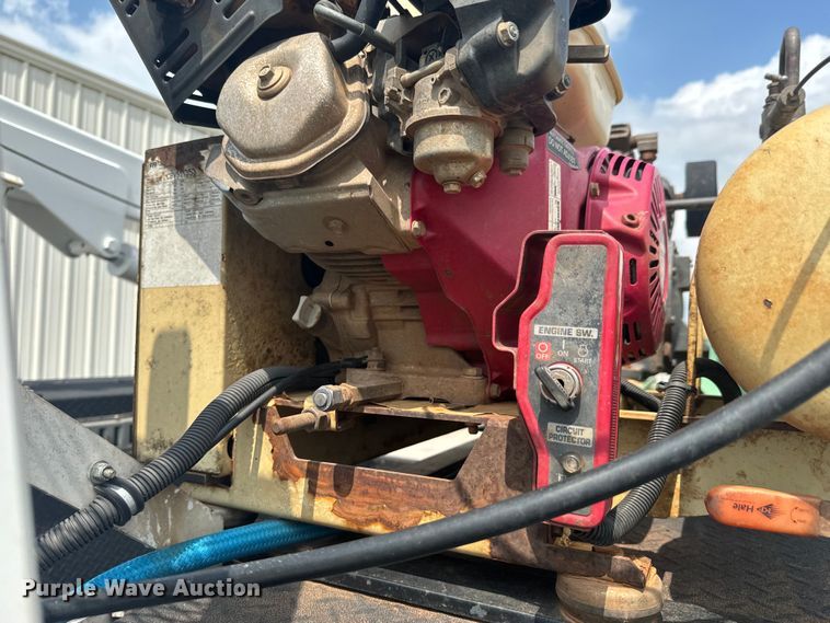 image for item DX0633 2017 Ford F450 Super Duty XL utility / service truck