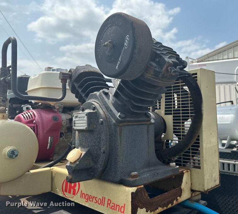 image for item DX0633 2017 Ford F450 Super Duty XL utility / service truck