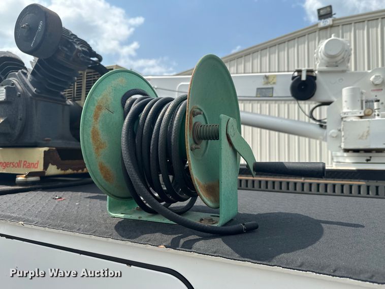 image for item DX0633 2017 Ford F450 Super Duty XL utility / service truck