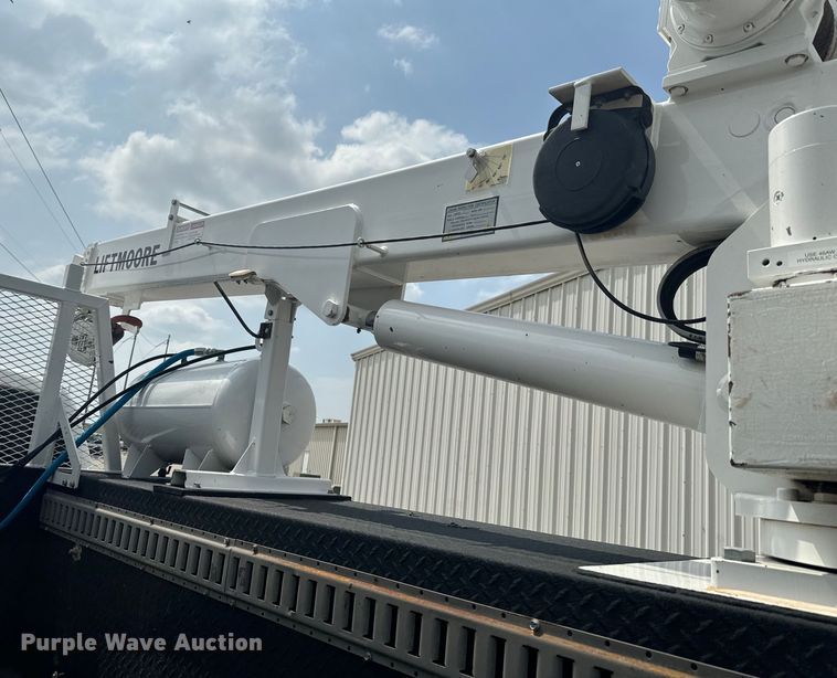 image for item DX0633 2017 Ford F450 Super Duty XL utility / service truck