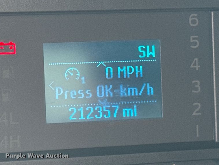 image for item DX0633 2017 Ford F450 Super Duty XL utility / service truck