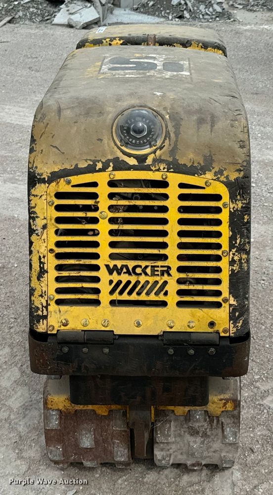 image for item DX0637 2004 Wacker Nueson RT trench compactor