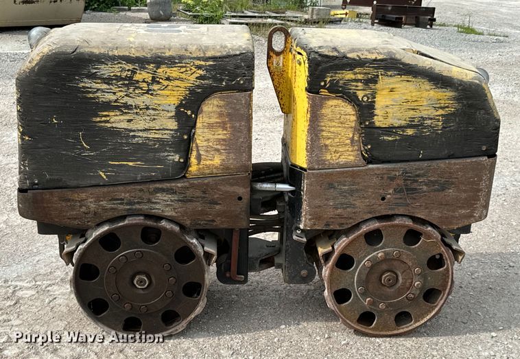 image for item DX0637 2004 Wacker Nueson RT trench compactor