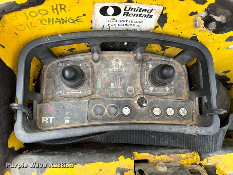 image for item DX0637 2004 Wacker Nueson RT trench compactor