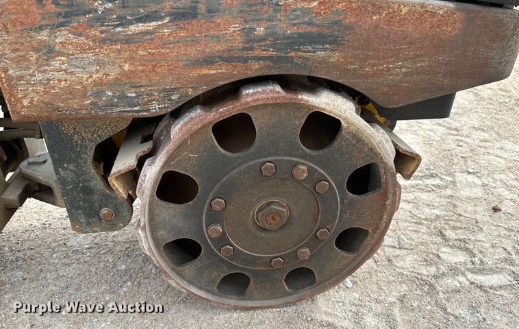 image for item DX0637 2004 Wacker Nueson RT trench compactor