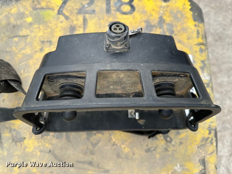 image for item DX0637 2004 Wacker Nueson RT trench compactor