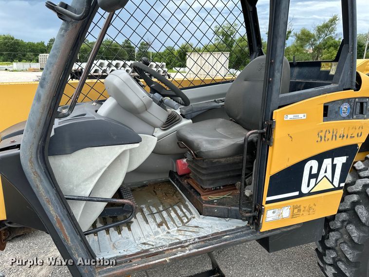 image for item DX0638 2005 Caterpillar TH460B telehandler