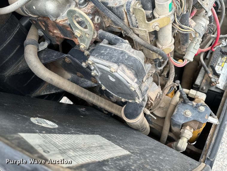 image for item DX0638 2005 Caterpillar TH460B telehandler